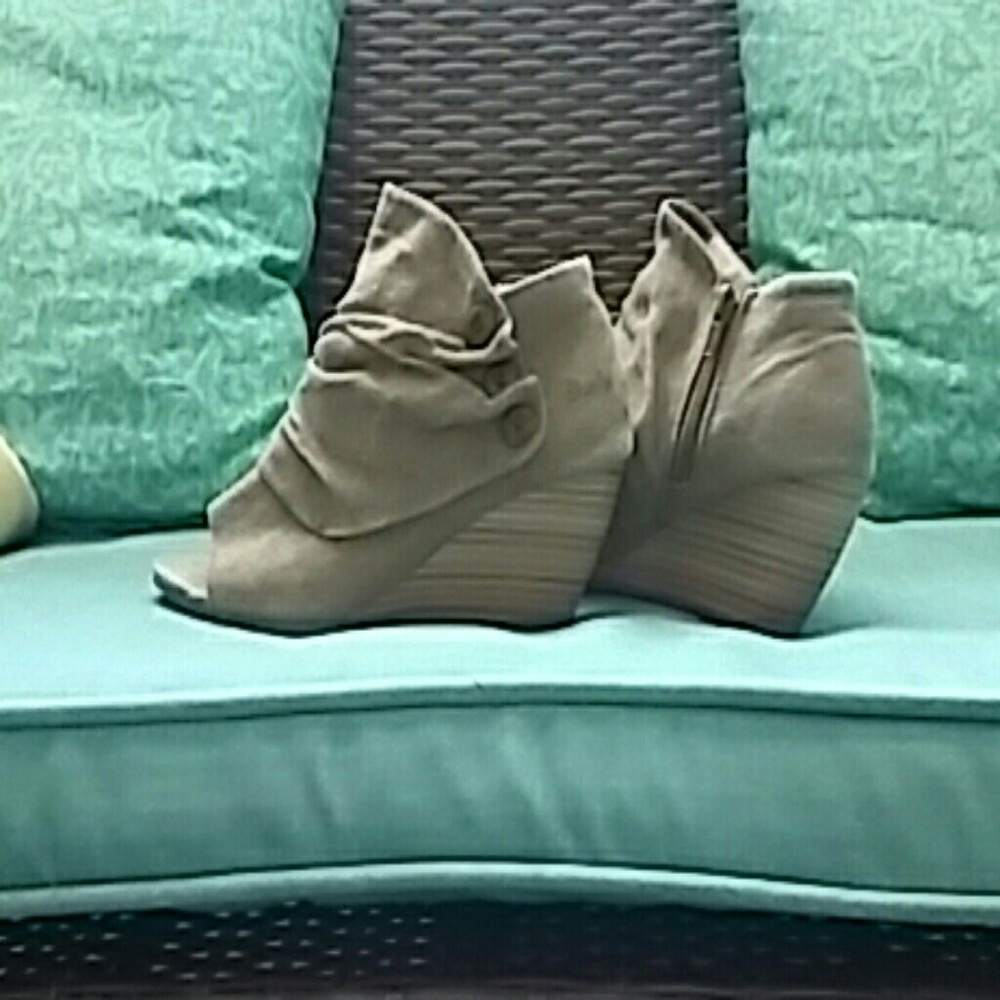 Blowfish shoes